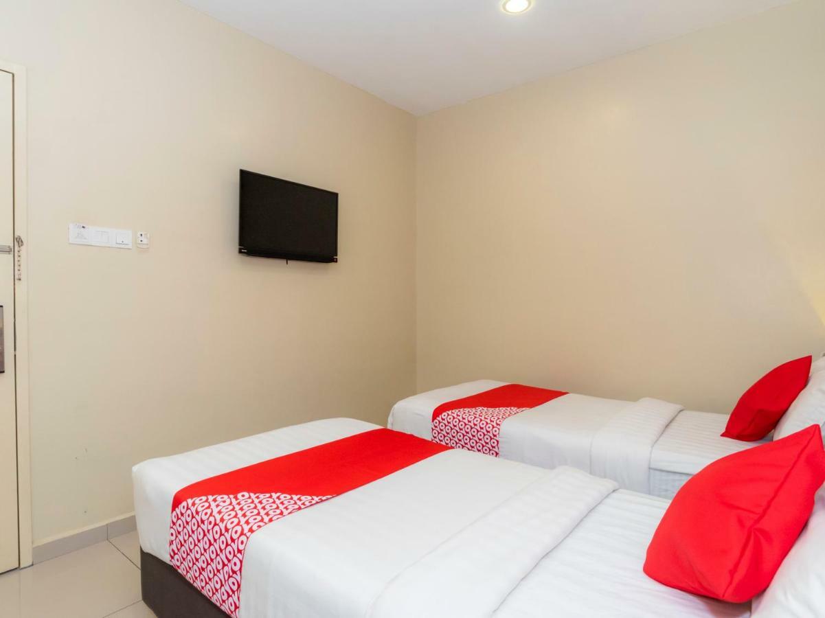 Mk Paradise Hotel Tangkak Exterior photo