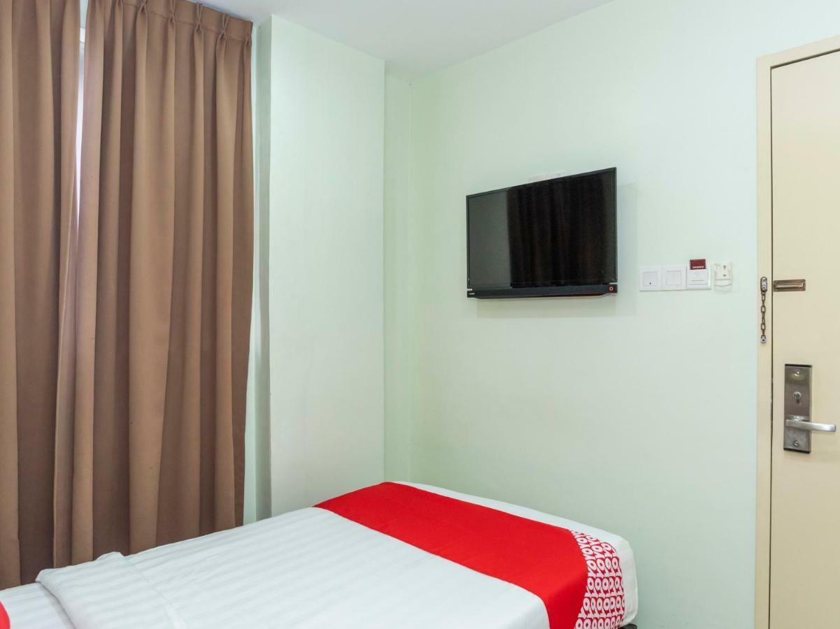 Mk Paradise Hotel Tangkak Exterior photo