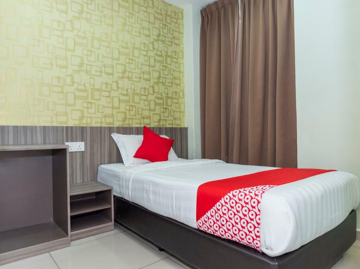 Mk Paradise Hotel Tangkak Exterior photo