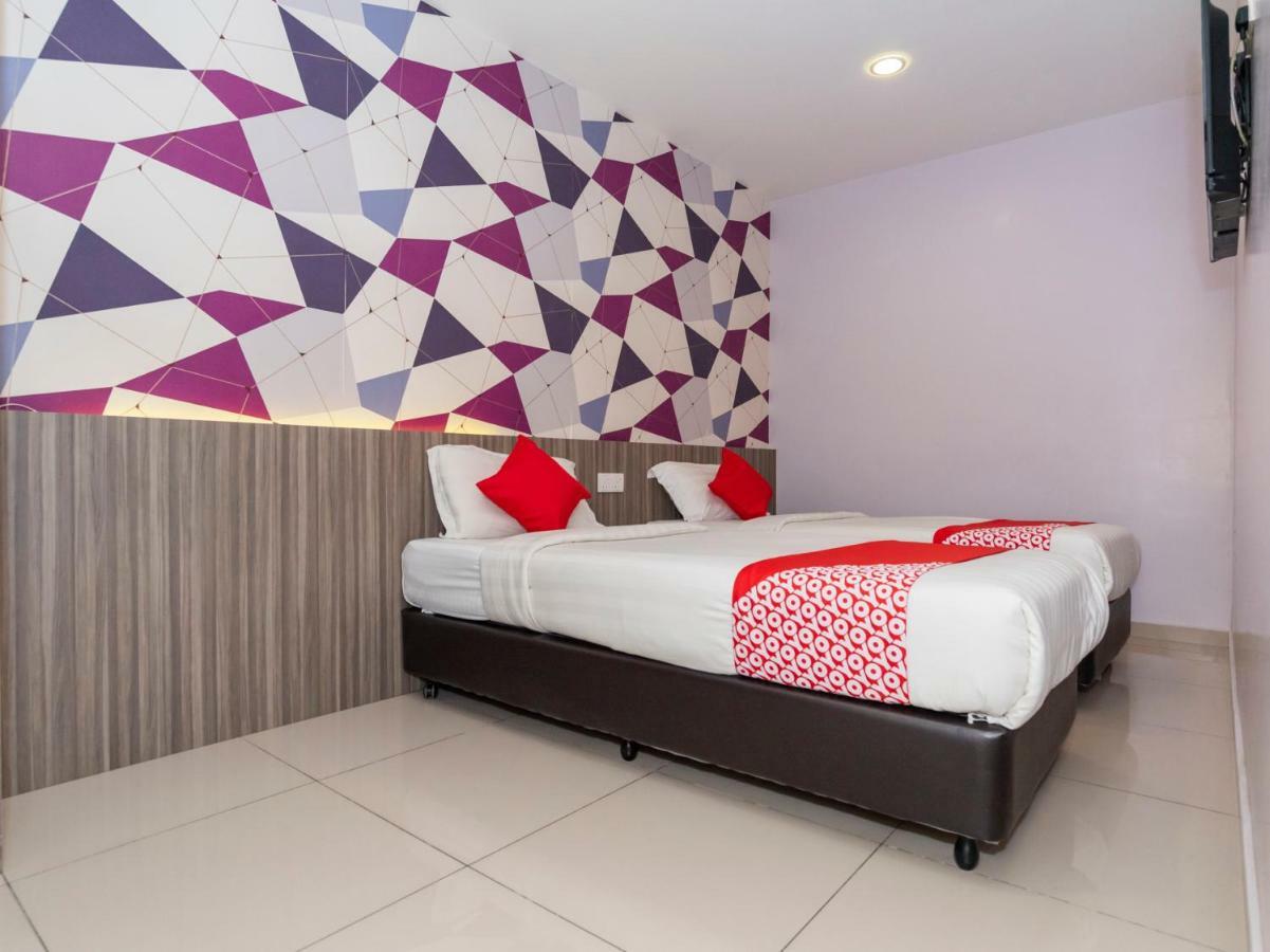 Mk Paradise Hotel Tangkak Exterior photo